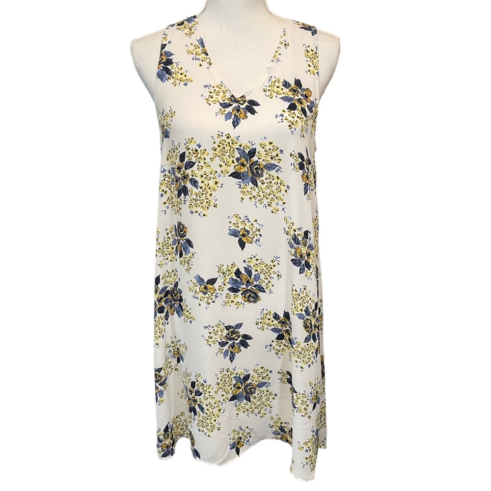 Fleur bleue Floral Swing A Line Dress. Size 4